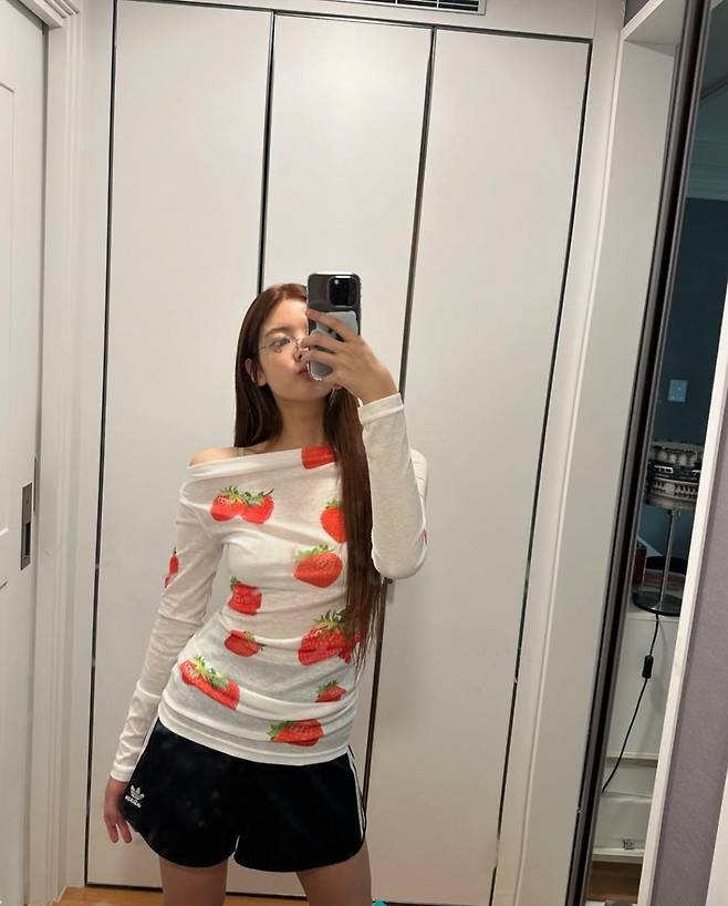 인스타그램 @lia_loves___