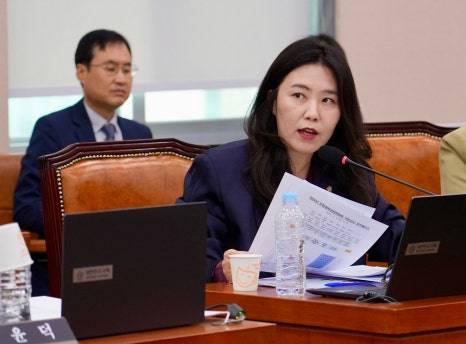 강유정 더불어민주당 의원. 강유정 의원실 제공