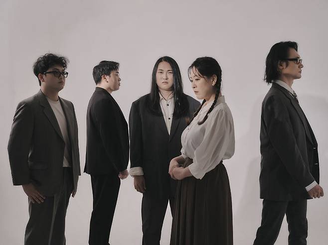 [서울=뉴시스] 단편선과 순간들. (사진 = 오소리웍스 제공) 2025.02.26. photo@newsis.com *재판매 및 DB 금지