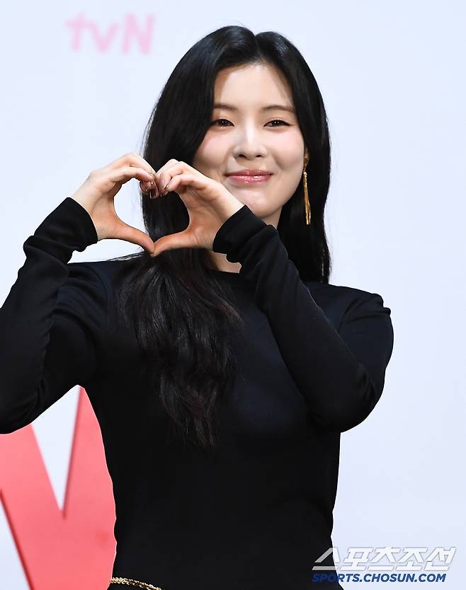 tvN 토일드라마 '감자연구소' 제작발표회가 27일 오후 서울 신도림 라마다호텔에서 열렸다. 이선빈이 포즈 취하고 있다. 정재근 기자 cjg@sportschosun.com/2025.2.26/