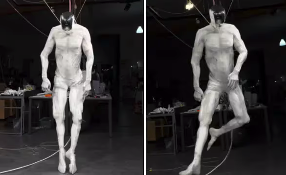 간과 거의 유사한 형태로 움직이는 휴머노이드 로봇이 등장해 큰 반향을 일으키고 있다. 해부학적으로도 사람과 거의 유사한 이 로봇은 실제 근육처럼 작동하는 1000개의 인공 근육을 탑재해 자연스러운 움직임을 구현했다. 유튜브채널 '클론(CLONE)'