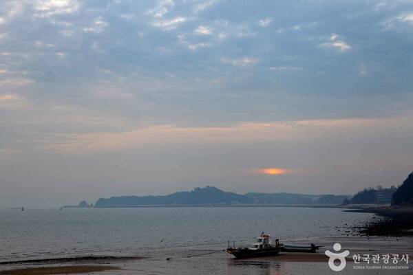 왜목마을 출처-포토코리아&nbsp;한국관광공사 이범수