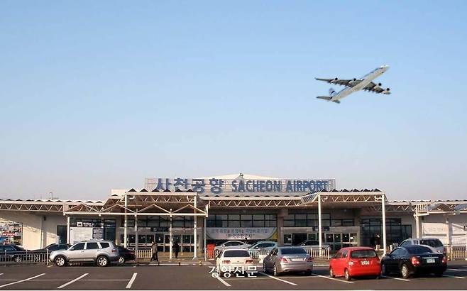 경남 사천공항. 경향신문 자료사진