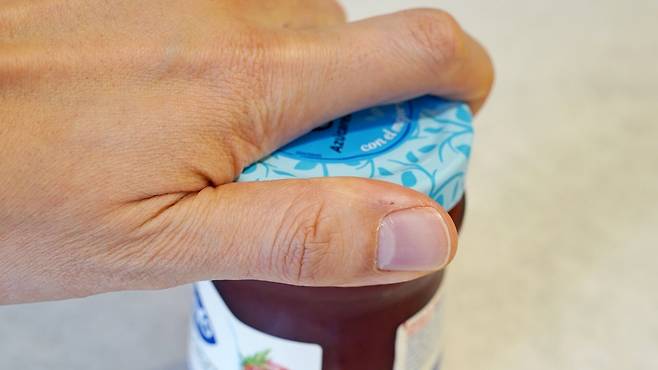 뚜껑 쉽게 여는법