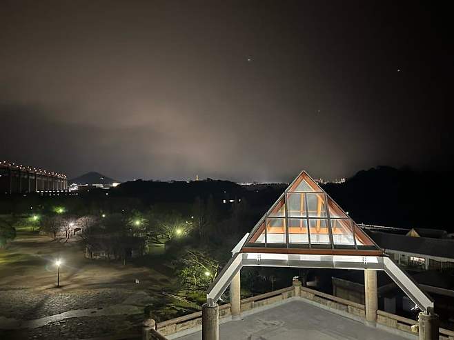 0eebf307c0871d8723e684e2379c706cd963f2dd7c88ef47c357ad61f43aae02323873124f9121396098ae66eb840eb0c5196ec954