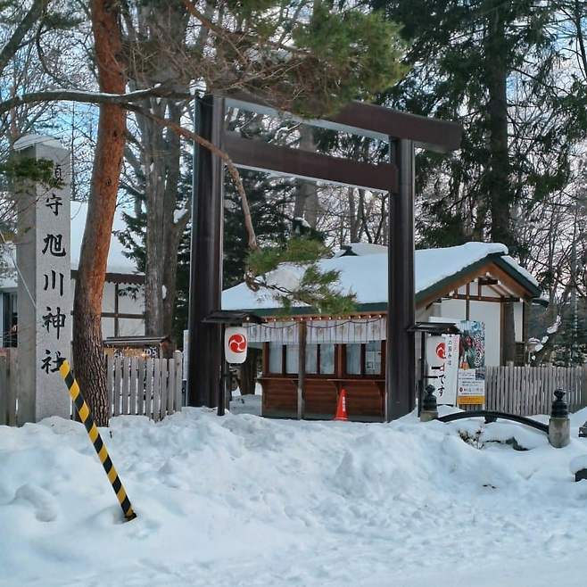 1d94f308ccf107f43eed83e547837002c5da0ed634cd4889600d423cf6c4ad4e8b462ebb485a245fe167