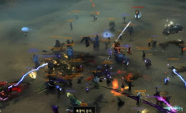 - 노쿠드 요새에 가면 많은 유저들이 떼를 지어 레벨업을 하고 있다&nbsp;