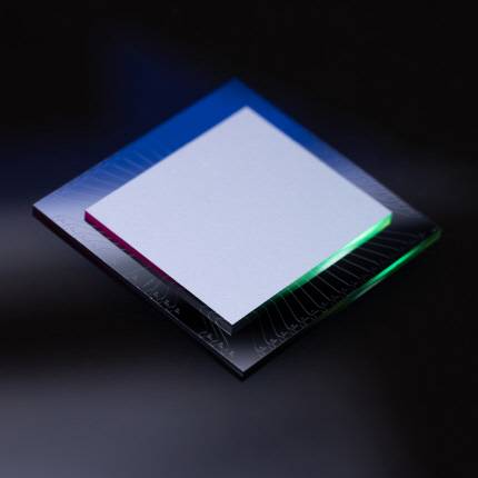 AWS 신규 양자컴퓨팅 칩 '오셀롯'. AWS 제공