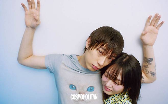 (김기범)티셔츠 Acne Studios. 귀고리 에디터 소장품. (한승민)드레스 Bottega Veneta.