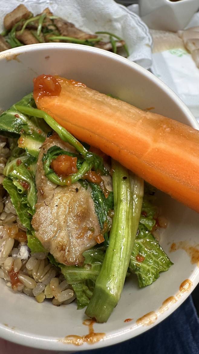 IMG_7305.jpeg 삼겹살에 홍어회