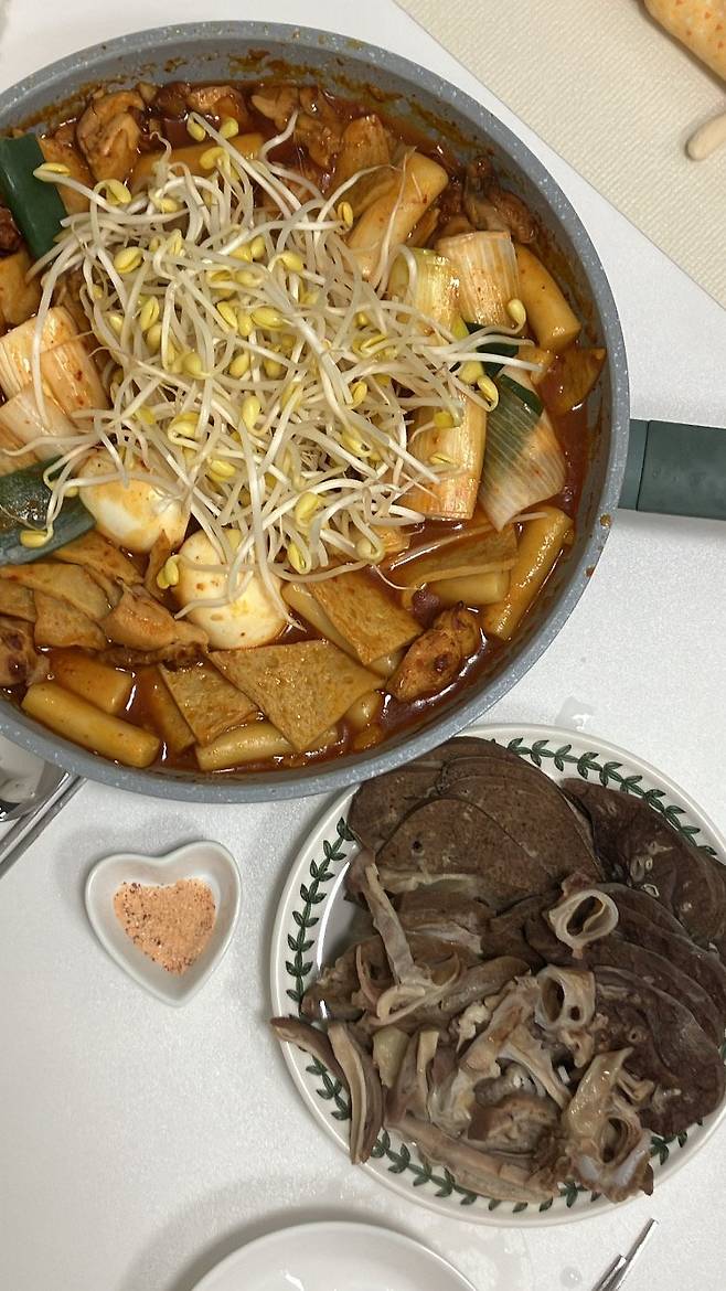 닭떡볶이 진쨔 마시써
