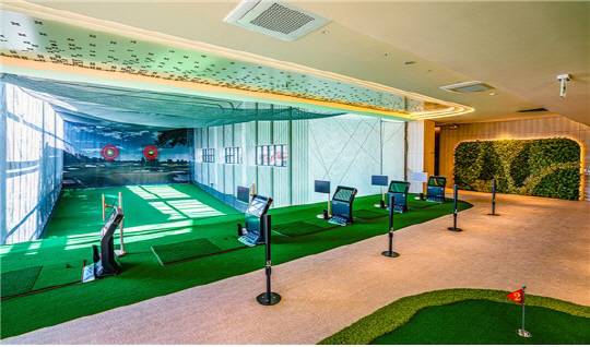 현재 운영 중인 '신검단 로열파크씨티Ⅱ' 단지 내 인도어 골프장 모습. [DK아시아 제공]
