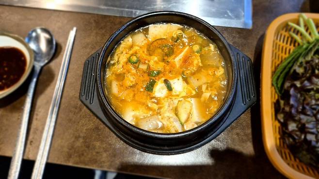 20250308_180708.jpg 멋쟁이 장어구이 먹었읍니다..