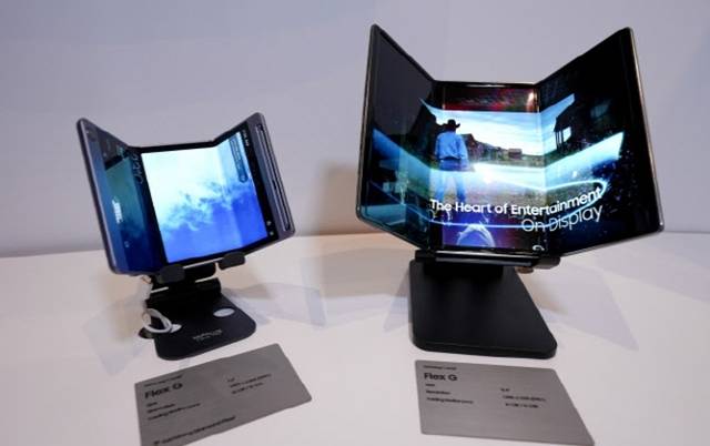 삼성디스플레이는 최근 폐막한 MWC 2025에서 안쪽으로 두 번 접을 수 있는 '플렉스G' 시제품을 공개했다. /삼성디스플레이