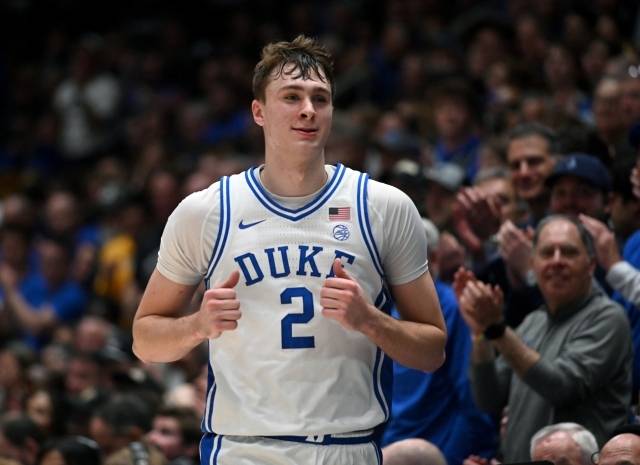 ‘전체 1순위 예약’ 플래그 향한 전 NBA 리거의 조언 “워싱턴에서 뛰고 싶어? 듀크서 1년 더 뛰자”