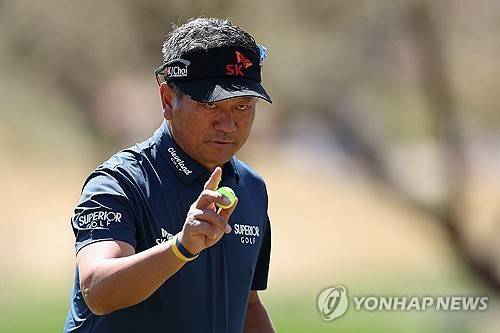 최경주의 버디 세리머니. [AFP/게티이미지=연합뉴스]