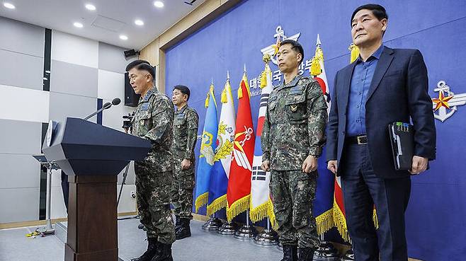 오폭 사고 대국민 사과를 하는 이영수 공군참모총장
