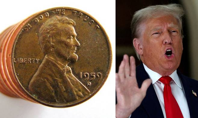 도널드 트럼프 미국 대통령(오른쪽)이 최근 1센트 페니 생산 중단을 지시한 가운데, 링컨 페니가 약 1800억원에 달하는 가치를 지닌다는 사실이 알려져 화제다. 왼쪽 사진은 미국의 1센트 페니 동전. 로이터연합뉴스