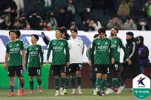 ▲ 전북 현대는 축구대표팀의 3월 A매치 명단에 그 누구도 들어가지 못했다. 4~5명은 기본으로 들어갔던 과거의 영광은 사라졌다. ⓒ한국프로축구연맹