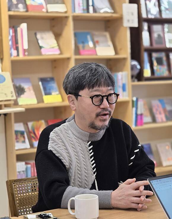 '수북' 김강 대표가 본지 기자와 인터뷰를 하고 있다. [사진=유나경기자]