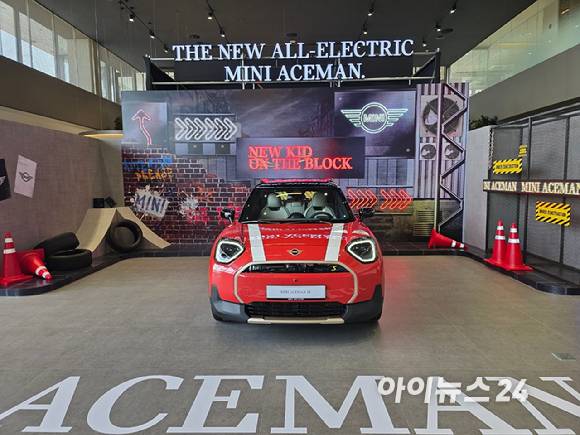 '더 뉴 올-일렉트릭 MINI 에이스맨'. [사진=김종성 기자]