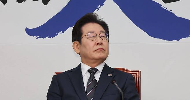 생각에 잠긴 이재명 대표 / 사진=연합뉴스