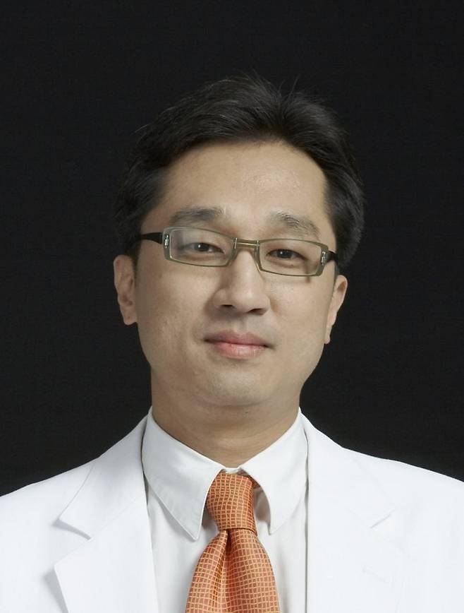 진훈 원장 (사진=이데아 성형외과 의원 제공)