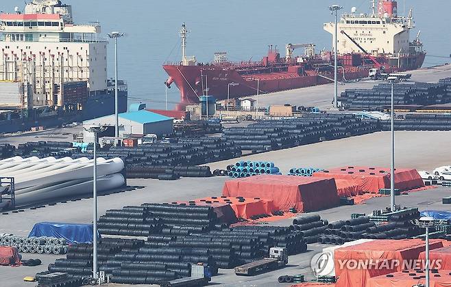 한은 "관세전쟁 최악이면 韓 올해·내년 성장률 1.4%까지 하락" (평택=연합뉴스) 홍기원 기자. 2025.3.11 xanadu@yna.co.kr