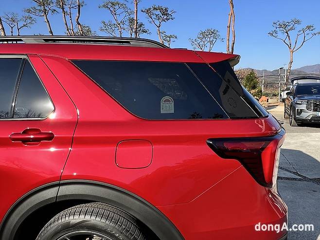 포드 익스플로러 ST-라인