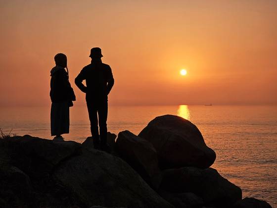 풍도 서쪽에 자리한 해변인 ‘붉배’는 백패커가 즐겨 찾는 장소로 멋진 노을을 만나는 명당이기도 하다.