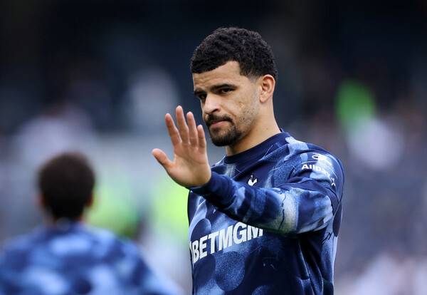 ▲ 맨체스터 유나이티드를 일시 탈출한 애스턴 빌라 공격수 마커스 래시포드(사진 맨 위)가 잉글랜드 대표팀으로 복귀했다. 해리 케인(가운데), 도미닉 솔랑케(맨 아래)와 함께 뛴다. ⓒ연합뉴스/REUTERS