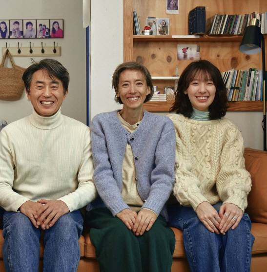 배우 박윤희, 고 강명주, 배우 박세영.(왼쪽부터) 사진=박세영 개인 계정