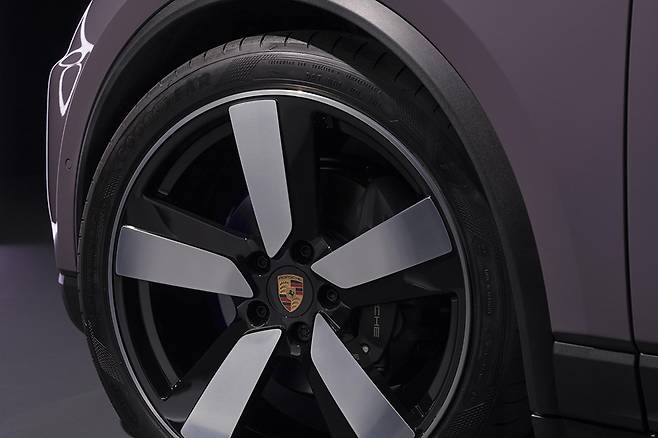 포르쉐 마칸 일렉트릭