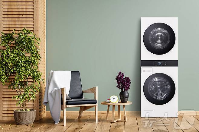 'LG 트롬 AI 워시타워'(LG전자 제공). ⓒ 뉴스1