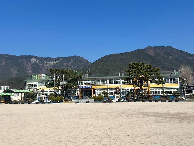 17일 오전 경남 밀양시 산내면 산내초등학교 전경. /사진=민수정 기자.