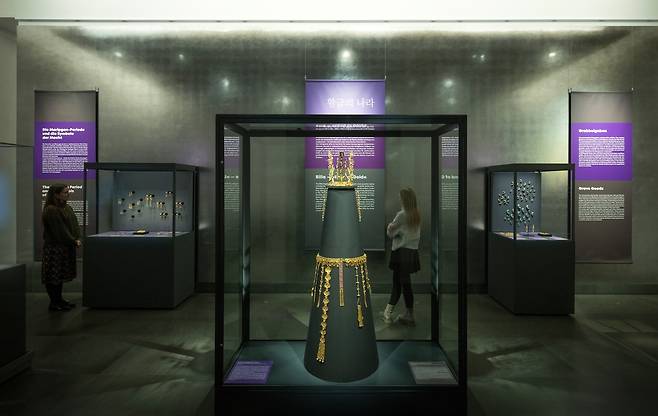 '황금의 나라, 신라' 전시 부분  ⓒStaatliche Kunstsammlungen Dresden, Photographer Oliver Killig [드레스덴박물관연합 제공. 재판매 및 DB 금지]