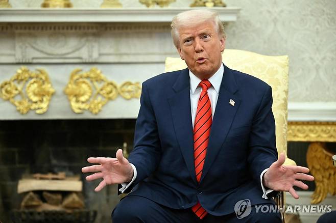 백악관 집무실의 트럼프 대통령 [AFP=연합뉴스 자료사진]