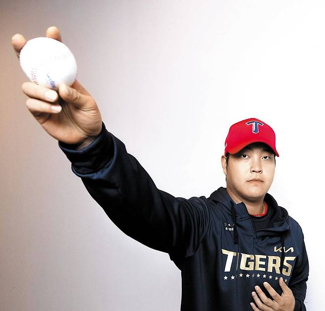 지난 10일 창원NC파크에서 KIA 타이거즈 조상우가 투구 동작을 선보이고 있다. /김동환 기자