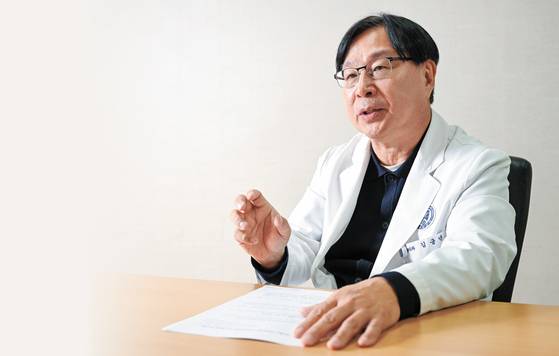 김긍년 세브란스병원 신경외과 교수는 “신경병증성 통증은 치료가 늦을수록 통증이 심해져 초기에 적극적으로 치료하는 것이 중요하다”고 말했다. 인성욱 객원기자