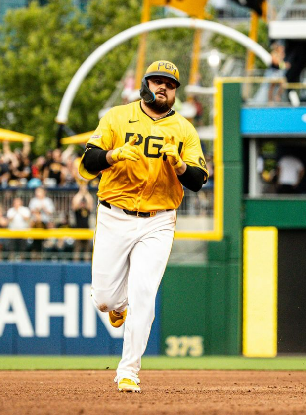 (피츠버그 시절의 1루수 겸 지명타자 로우디 텔레즈 )