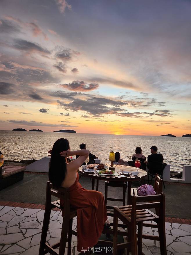 수트라하버리조트 석양 /사진-투어코리아