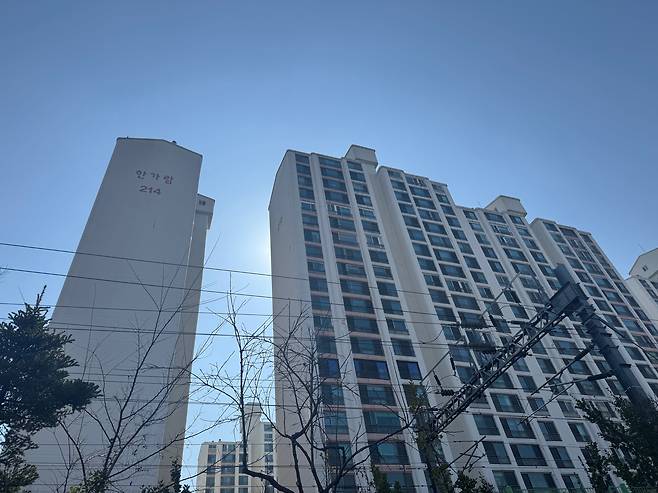 지난 19일 오후 1시 서울 용산구 이촌동 한가람아파트 전경. /박지윤기자