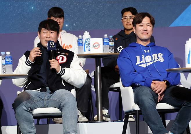 20일 오후 서울 잠실 롯데호텔월드에서 열린 2025 신한 SOL Bank KBO 미디어데이&팬페스트. 두산 양의지가 삼성 강민호에 대해 얘기 하고있다. 잠실=정시종 기자 capa@edaily.co.kr /2025.03.20.