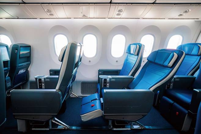 프리미엄 이코노미 좌석./사진=에어프레미아 제공