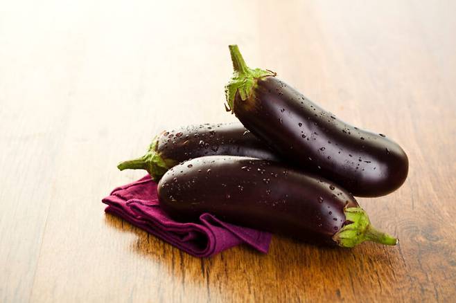 가지에는 안토시아닌 성분이 풍부해 노화를 막고, 혈관 속 노폐물을 제거하는 데 도움이 된다. [사진=클립아트코리아]