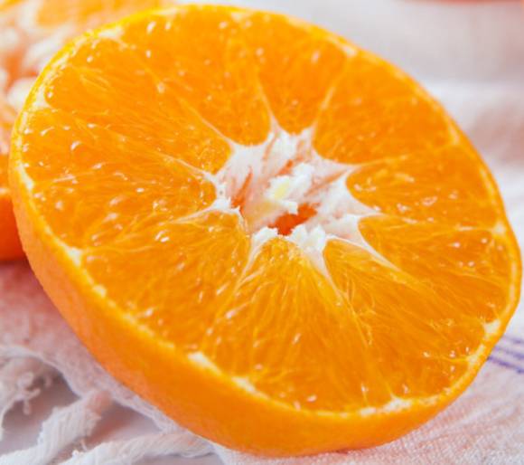 천혜향, 레드향, 황금향, 한라봉의 분명한 차이가 있다. 사진은 레드향. [사진=싱싱제주]