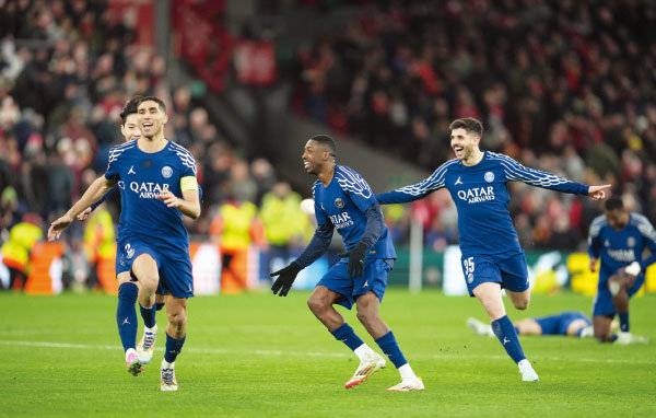 프랑스 리그앙 파리 생제르맹이 3월 11일(현지 시간) 영국 리버풀 안필드에서 열린 2024∼2025시즌 UEFA 챔스 16강 2차전 리버풀과 경기에서 승리해 8강에 진출했다. 뉴시스