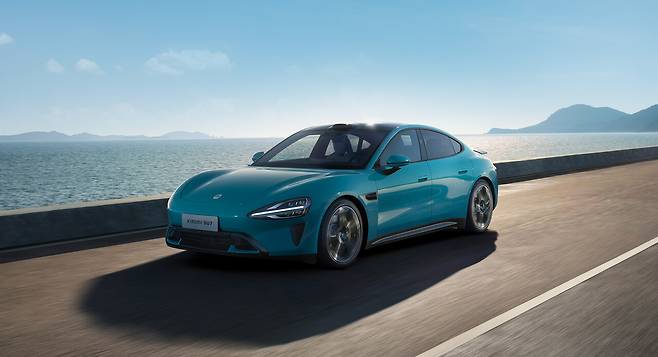 샤오미의 슈퍼 전기차 `SU7`