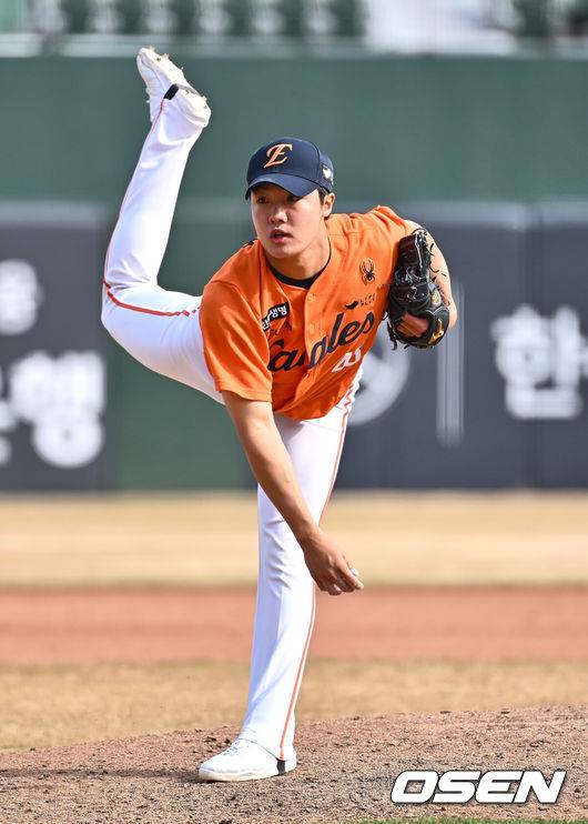 [OSEN=부산, 이석우 기자] 한화 이글스 정우주 206 2025.03.13 / foto0307@osen.co.kr
