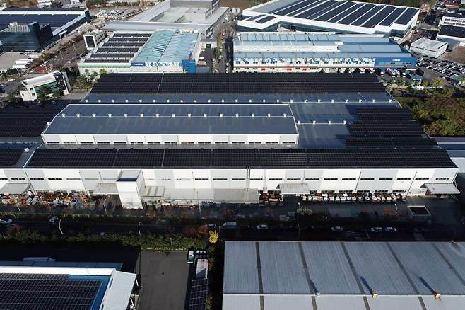 부산 성우하이텍  ㈜솔라테크 제공